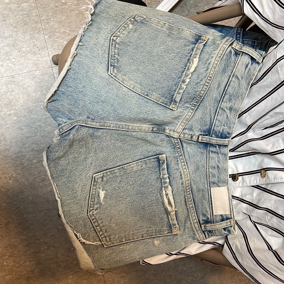 New without tags Maje
raw-cut denim shorts size 36 - Picture 9 of 15